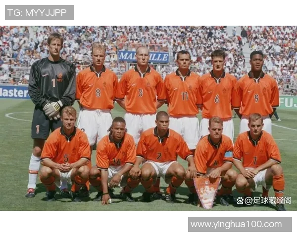 2010年南非世界杯经典对决荷兰逆转巴西的传奇时刻